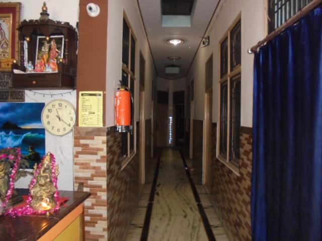 Krishnam Guest House Mathura Exteriör bild